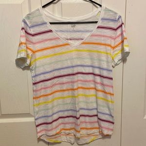 Women’s GAP t-shirt